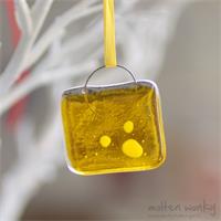 yellow fused glass nugget
