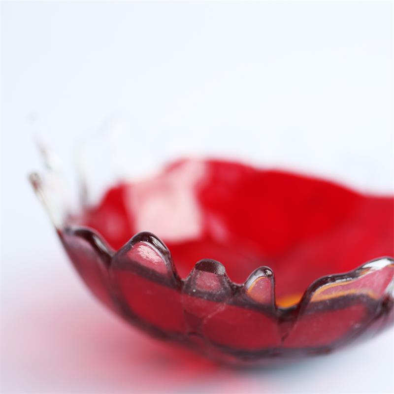 red fun fraggley fused glass bowl 