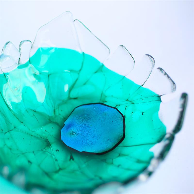 Fun fused glass fraggley bowl 