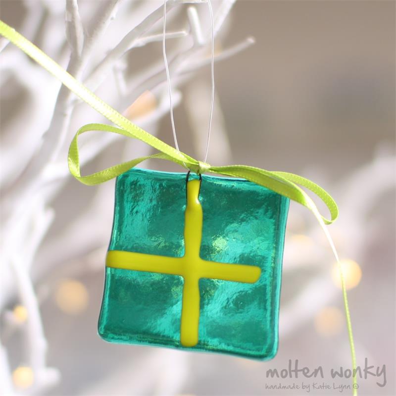 Fused glass hanging pressie present decoration 