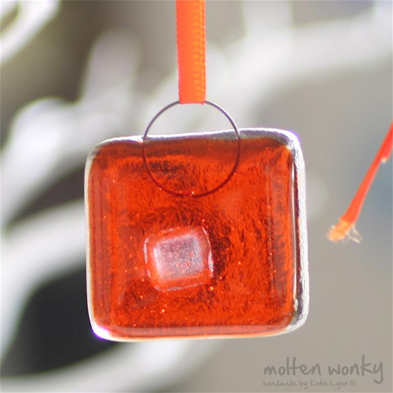 orange glass nugget