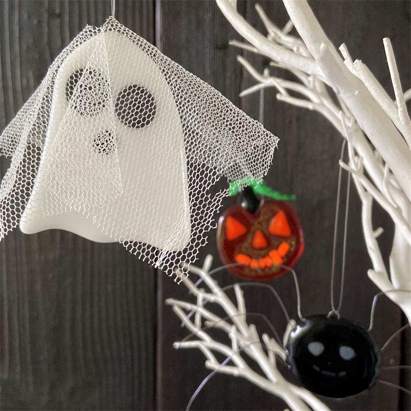 pumpking spider and ghost glass Halloween ornaments 